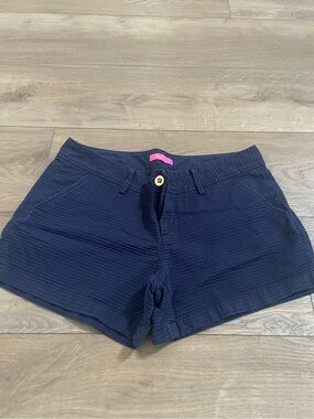 Lilly Pulitzer Women’s Navy Textured Stretch Shorts